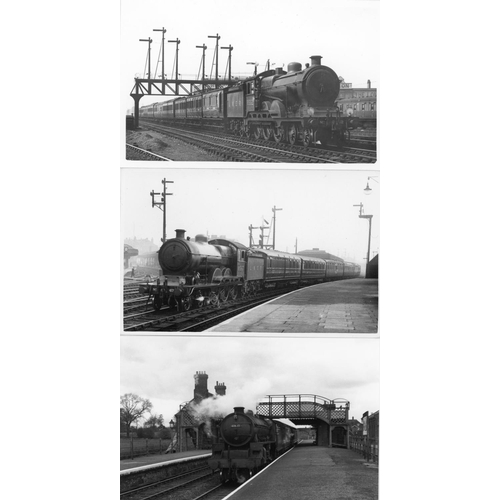 44 - Railway. B.R. Steam. A box of Approx. 750, black and white, postcard size prints. The prints are sli... 