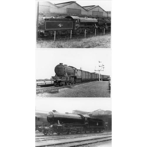 44 - Railway. B.R. Steam. A box of Approx. 750, black and white, postcard size prints. The prints are sli... 