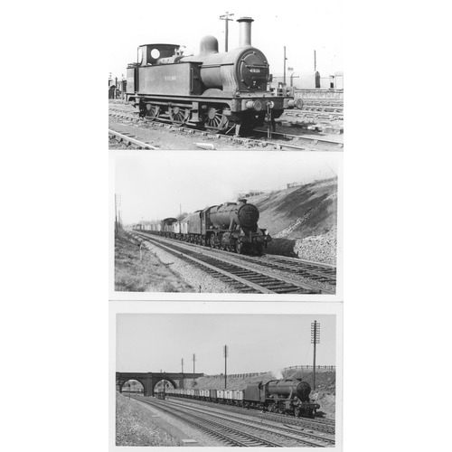 537 - Railway. B.R. Steam. A large box of approx. 1400, black and white, mostly, postcard size prints. The... 