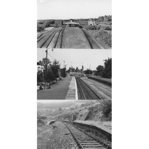 540 - Railway. Infrastructure. Approx. 100, black and white, postcard size prints. The digital copy prints... 