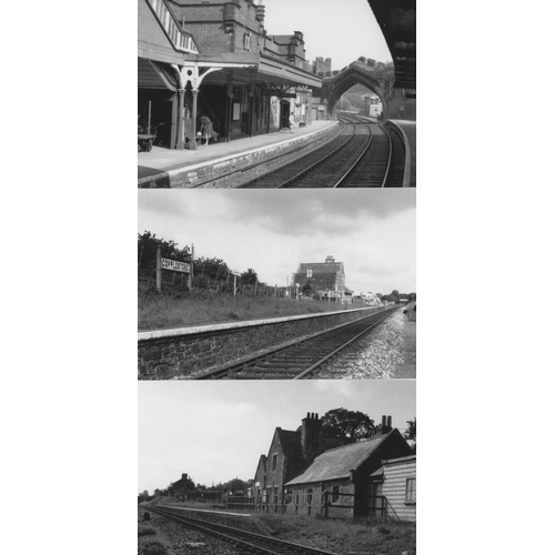 546 - Railway. Infrastructure. Approx. 100, black and white, postcard size prints. The digital copy prints... 