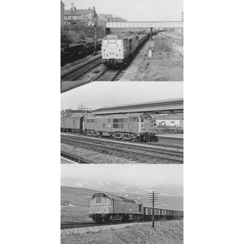 549 - Railway. Modern Traction. Approx. 300, black and white, with a few colour, postcard size prints. The... 