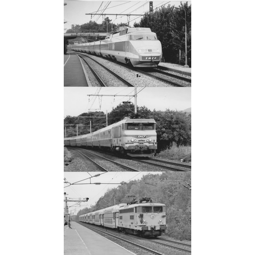 557 - Railway. Overseas Traction. Approx. 100, black and white and colour postcard size prints. The digita... 