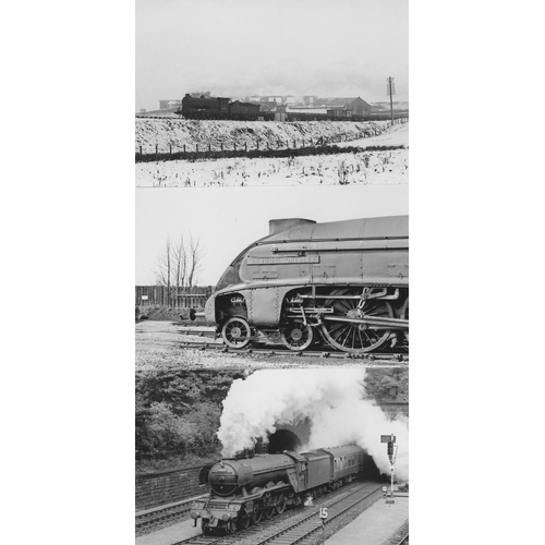 558 - Railway. B.R. Steam. Approx. 300, black and white, postcard size prints. NB. There is a lot of dupli... 