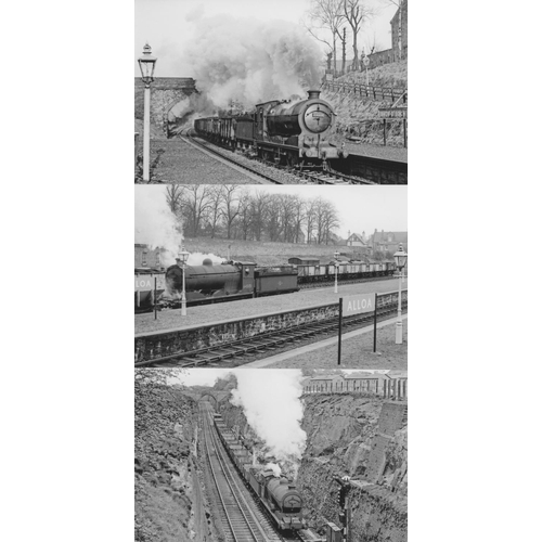 558 - Railway. B.R. Steam. Approx. 300, black and white, postcard size prints. NB. There is a lot of dupli... 