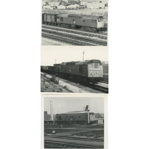 58 - Railway. Modern Traction. An assortment of approx. 250, colour and black and white prints, mainly po... 