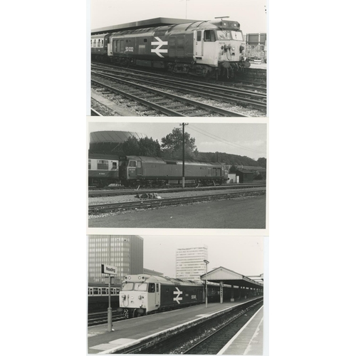 60 - Railway. Modern Traction. An assortment of approx. 265, colour and black and white prints, mainly po...