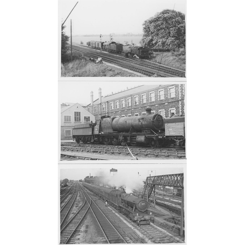 66 - Railway. G.W.R./B.R. Steam. A large assortment of approx. 500, black and white postcard size prints.... 