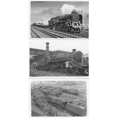 67 - Railway. B.R. Steam. A good assortment of approx. 170, black and white postcard size prints. The pri... 