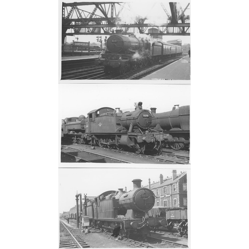 72 - Railway. B.R. Steam. A large assortment of approx. 1100+, black and white postcard size prints, hous... 