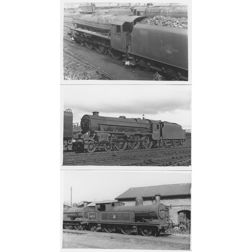 72 - Railway. B.R. Steam. A large assortment of approx. 1100+, black and white postcard size prints, hous... 