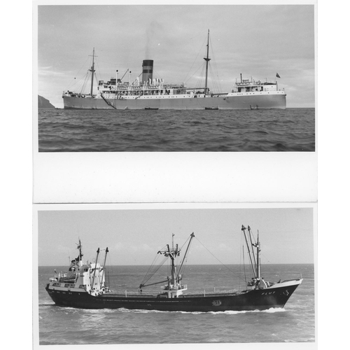 73 - Shipping. A fine selection of approx. 235, black and white, 7