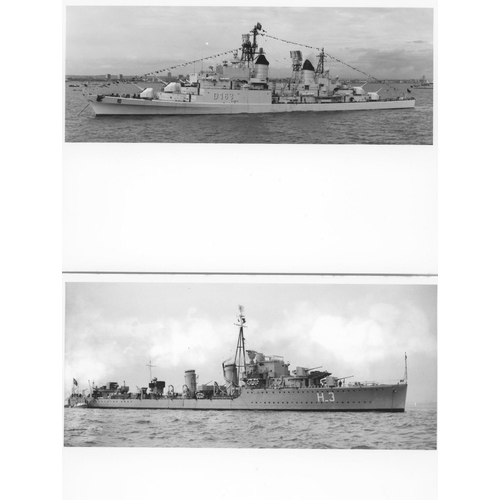 74 - Shipping. A fine selection of approx. 190, black and white, 7