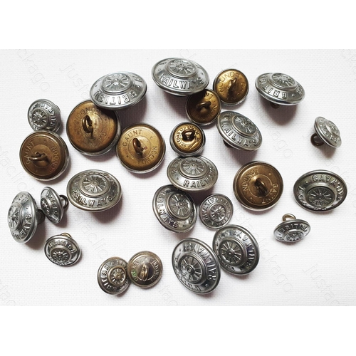 186 - Railway. Buttons. A collection of British Railways uniform buttons, comprising 4 large, 11 medium an... 