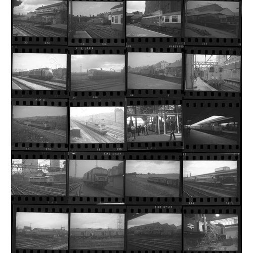 190 - Railway. Modern Traction. A small assortment of approx. 50 x 35mm, black and white, individual negat... 