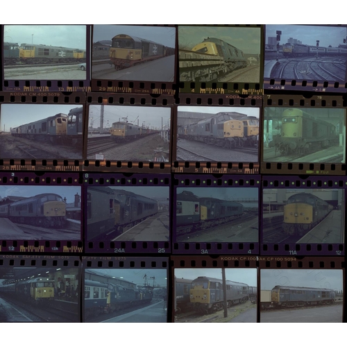 20 - Railway. Modern Traction. A large collection of approx. 390 colour and black and white negatives, in... 