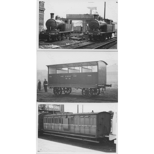 211 - Railway. Overseas Traction - IRELAND. A small assortment of approx. 61, black and white prints. Ther... 