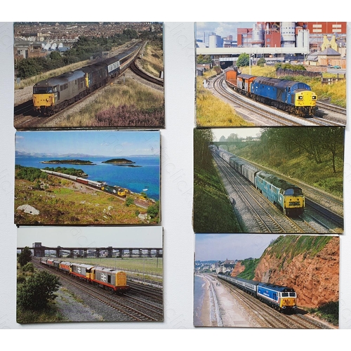 271 - Railway. Postcards. A large collection of approx. 800+ colour and black and white commercial postcar... 