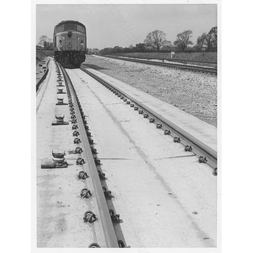 274 - Railway. Modern Traction. A small collection of 16 larger size black and white prints, plus 1 colour... 