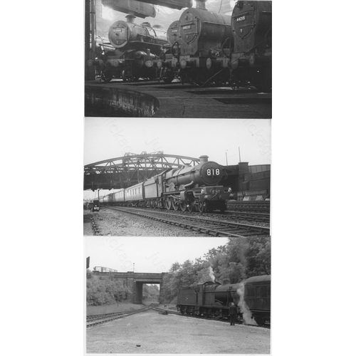 288 - Railway. B.R. Steam. A good collection of approx. 500, black and white, postcard size prints. The pr... 