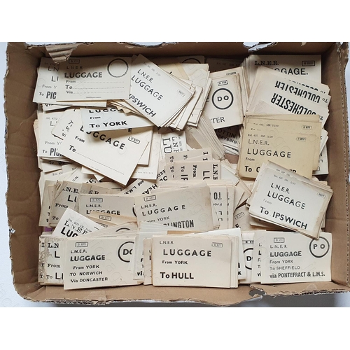 429 - Railway. Luggage Labels. A collection of approx. 2000+ 