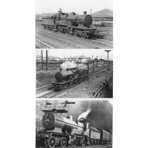 469 - Railway. B.R. Steam. A box of Approx. 800, black and white, postcard size prints. Several of the pri... 