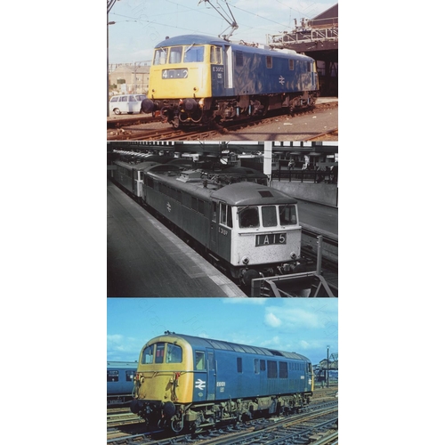 470 - Railway. Modern Traction. A collection of approx. 700, black and white and colour, postcard size pri... 