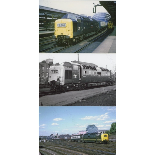 470 - Railway. Modern Traction. A collection of approx. 700, black and white and colour, postcard size pri... 