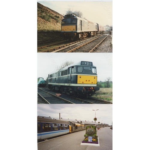 471 - Railway. Modern Traction. Two shoe boxes full of approx. 1300+, colour and black and white prints, m... 