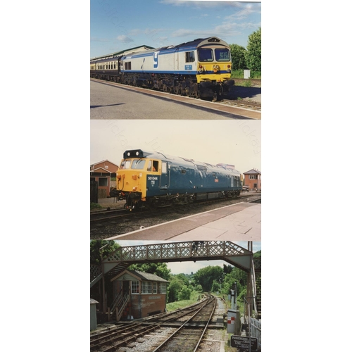 472 - Railway. Modern Traction. Two shoe boxes full of approx. 1200+, colour and black and white prints, m... 