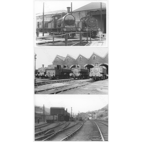 489 - Railway. Infrastructure - sheds. A shoebox of approx. 500, mainly black and white, postcard size pri... 