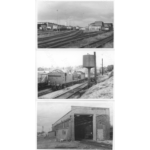 491 - Railway. Infrastructure - sheds. A shoebox of approx. 500, mainly black and white, postcard size pri... 