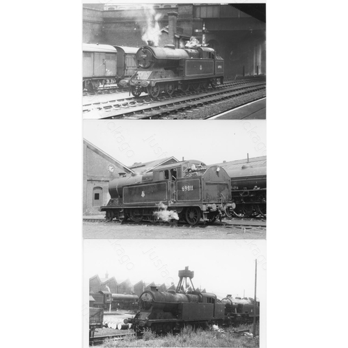 527 - Railway. Ex L.N.E.R. locomotives. We are delighted to offer these original darkroom prints from the ... 