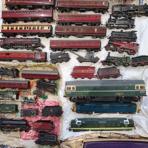 579 - Railway. Model Railway. A large model railway assortment as shown. Includes diesel and steam locomot... 