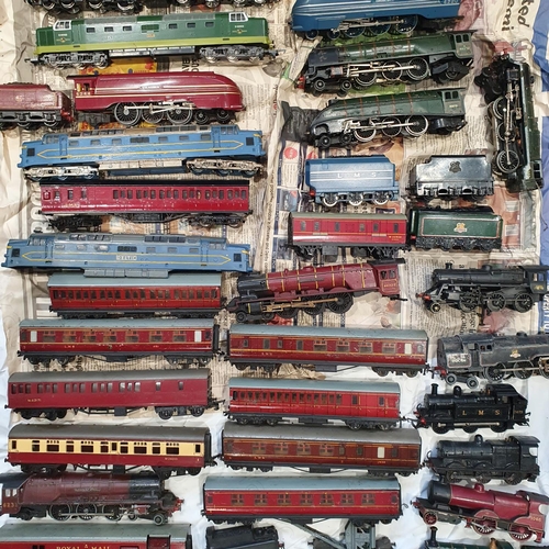 579 - Railway. Model Railway. A large model railway assortment as shown. Includes diesel and steam locomot... 