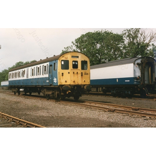 632 - Railway. Modern Traction. A collection of approximately 10000 6x4in good quality photographic prints... 