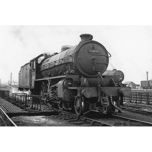 636 - Railway. B.R. Steam. A collection of approximately 1600 black and white prints of BR steam subjects ... 