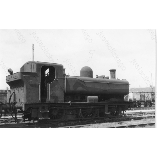 636 - Railway. B.R. Steam. A collection of approximately 1600 black and white prints of BR steam subjects ... 