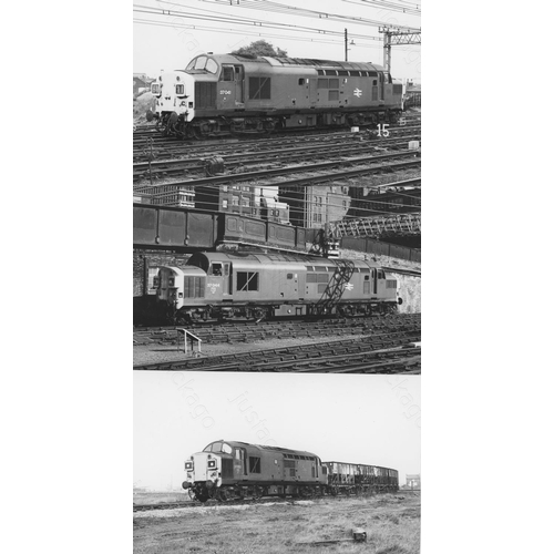 66 - Railway. Modern Traction. A good collection of approx. 185, black and white, mostly postcard sized p... 