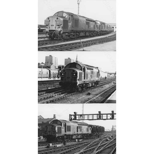 66 - Railway. Modern Traction. A good collection of approx. 185, black and white, mostly postcard sized p... 