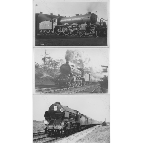 646 - Railway. B.R. Steam and Grouping. A collection of approx. 170, black and white prints, in assorted s... 