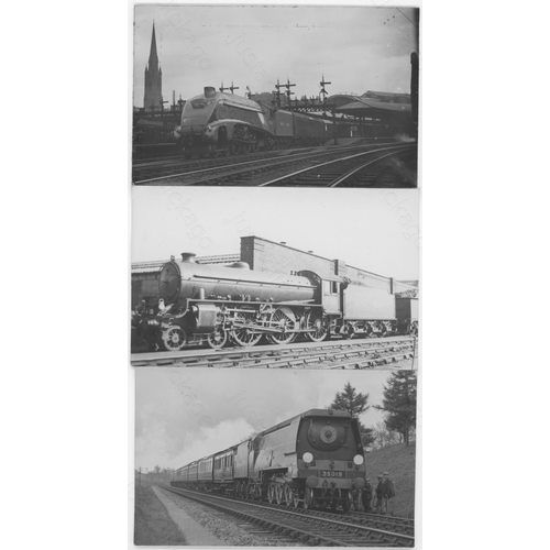 646 - Railway. B.R. Steam and Grouping. A collection of approx. 170, black and white prints, in assorted s... 