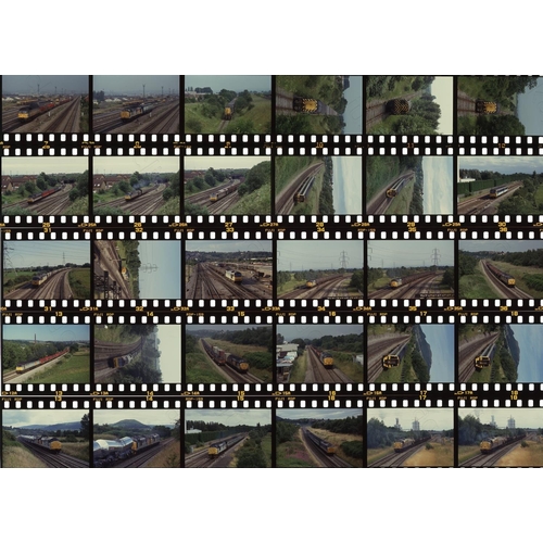 39 - Railway. Modern Traction. A collection of approx. 554 x 35mm, UNMOUNTED, colour positives in strips,...