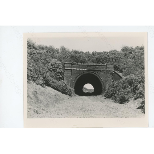272 - Railway. Infrastructure. Part of the archive of John M.C. Healy. This selection of approx. 144 x 8.5... 