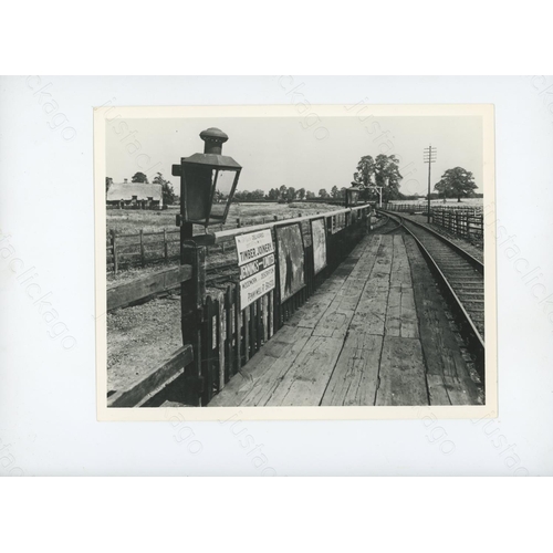 272 - Railway. Infrastructure. Part of the archive of John M.C. Healy. This selection of approx. 144 x 8.5... 