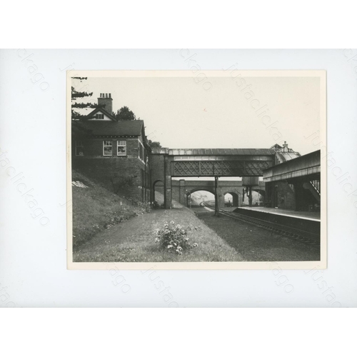 272 - Railway. Infrastructure. Part of the archive of John M.C. Healy. This selection of approx. 144 x 8.5... 
