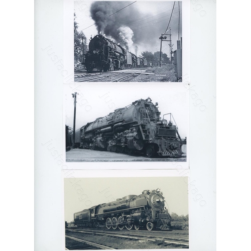 297 - Railway. Overseas Traction - U.S.A. A large collection of approx. 800, black and white, with a few c... 