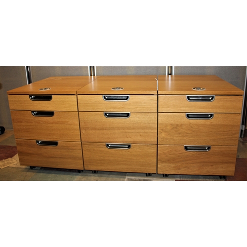 335 - 3 LOCKABLE OFFICE PEDESTALS