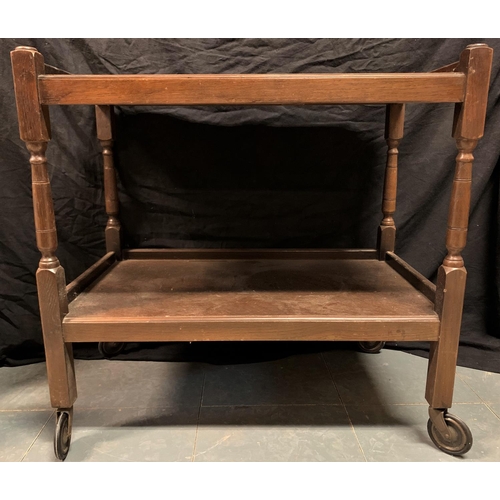 68 - WOODEN TRAY, OAK CARVED TABLETOP (1 STRUT FROM UNDERSIDE MISSING) & WOODEN FIRE SCREEN