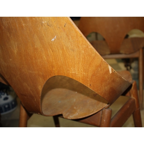 95 - SET OF 4 DANISH DESIGNED  KANDYA JASON PLYWOOD STACKABLE CHAIRS ON GENTLY TAPERING SPRAYED LEGS.  DE... 